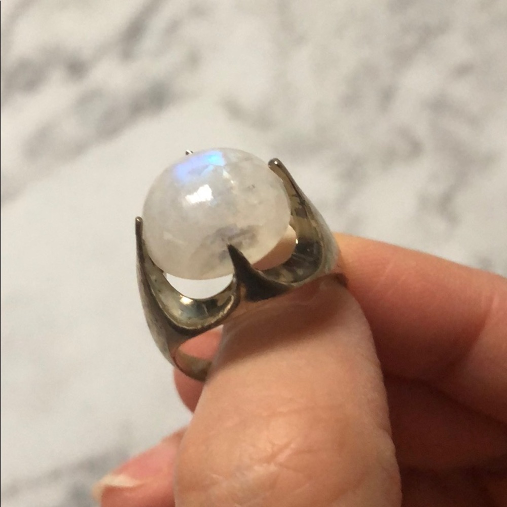 Ring - Picture 7 of 9